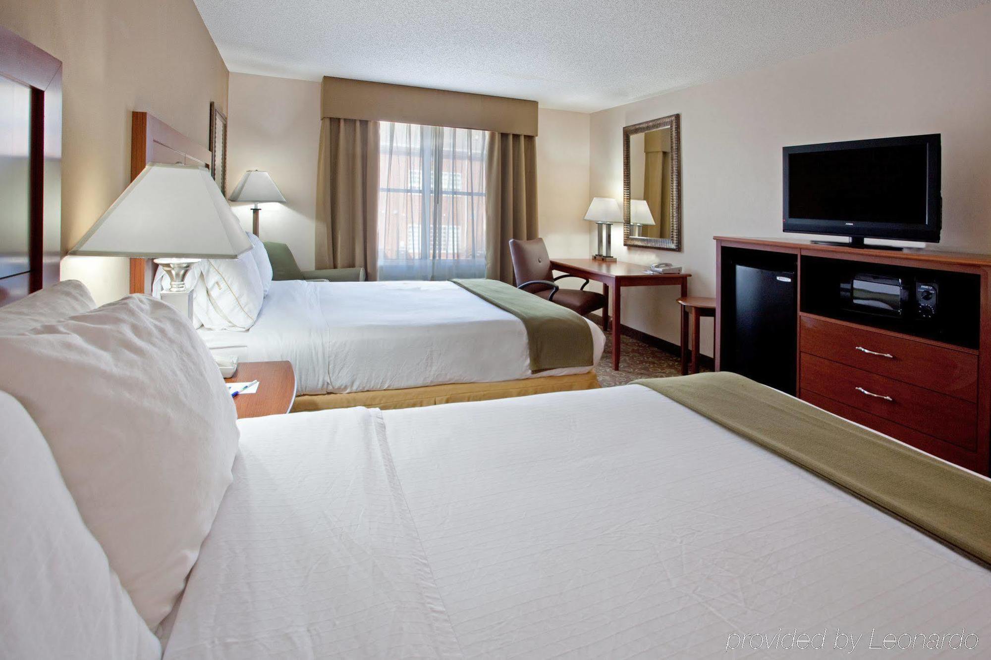Holiday Inn Express Chapel Hill By Ihg Exteriör bild
