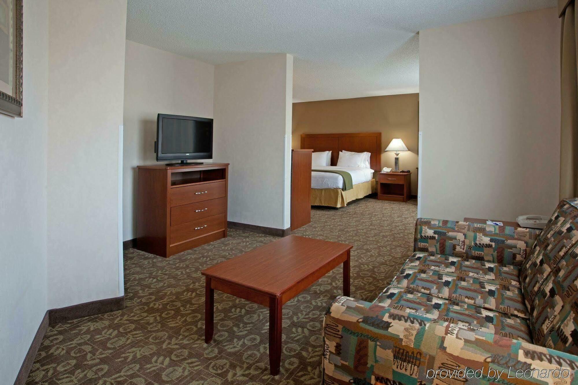 Holiday Inn Express Chapel Hill By Ihg Exteriör bild